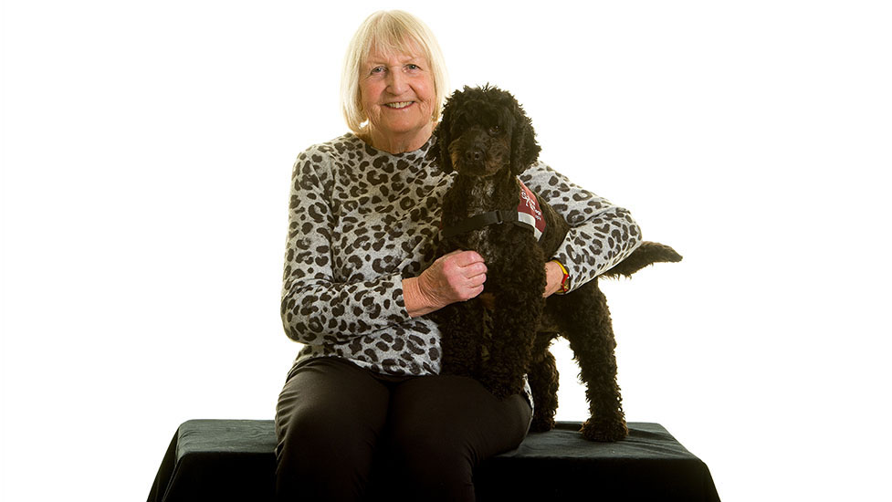 marnie-cuddles-977-550.jpg